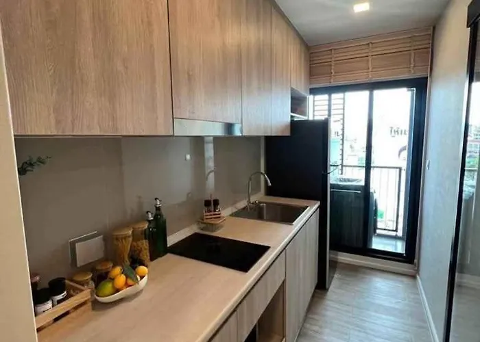 Modiz Modiza Sukhumvit R5 *